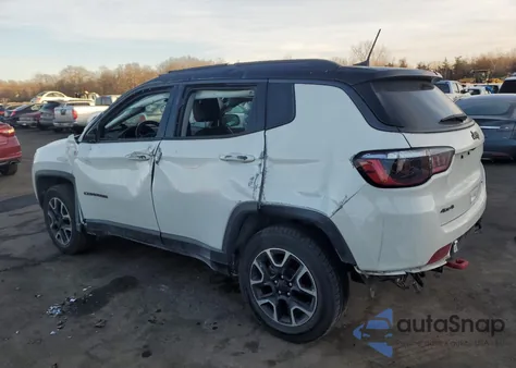 2021 Jeep Compass Trailhawk z USA, uszkodzony, nr VIN 3C4NJDDB9MT553602